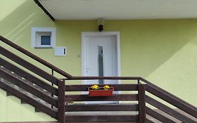 Apartma Zadnikar